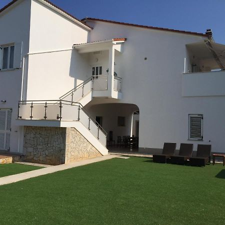 Soline Ada Apartment Pjescana Uvala Ngoại thất bức ảnh