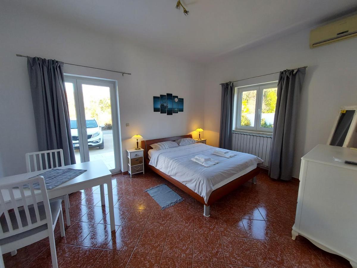 Soline Ada Apartment Pjescana Uvala Ngoại thất bức ảnh