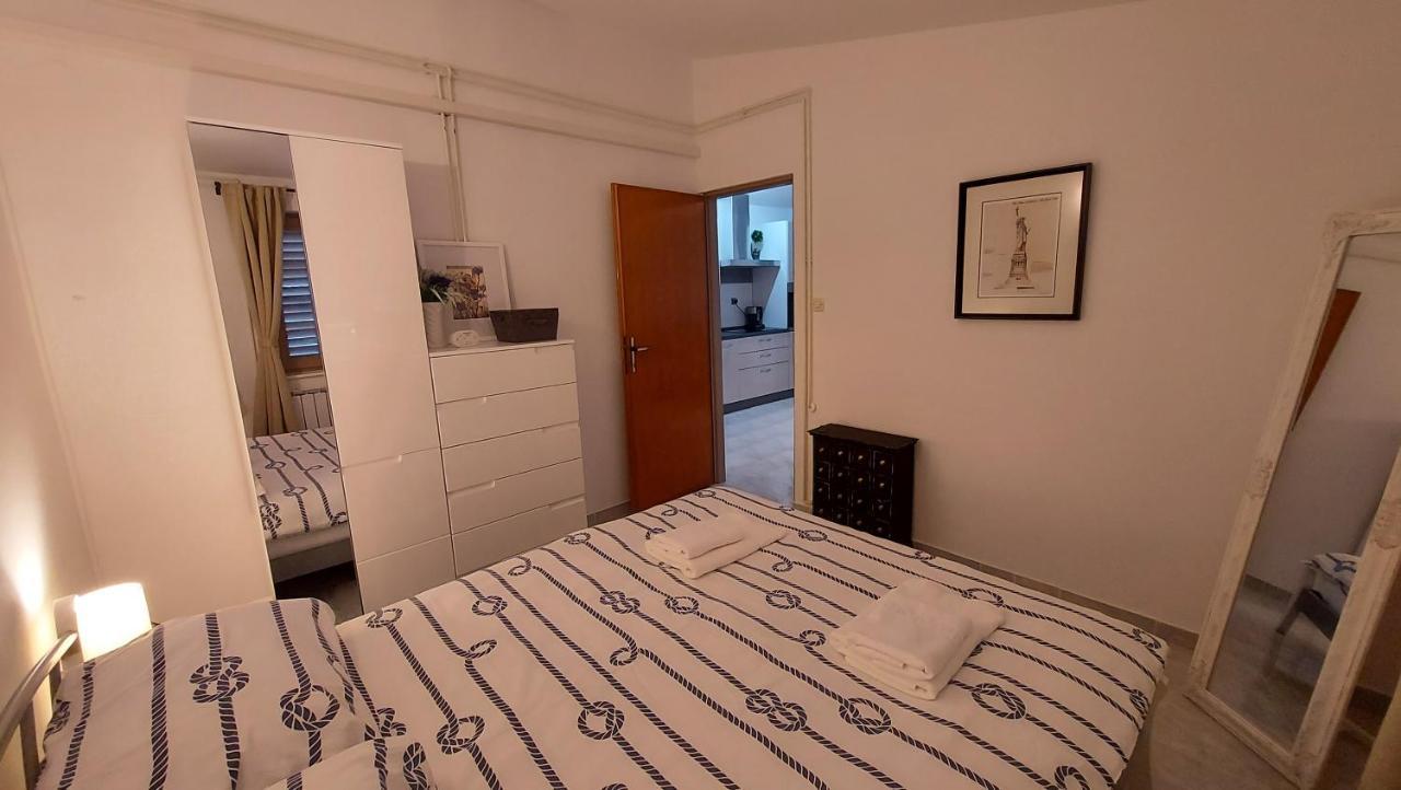 Soline Ada Apartment Pjescana Uvala Ngoại thất bức ảnh