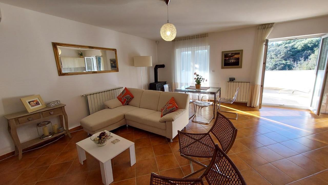 Soline Ada Apartment Pjescana Uvala Ngoại thất bức ảnh