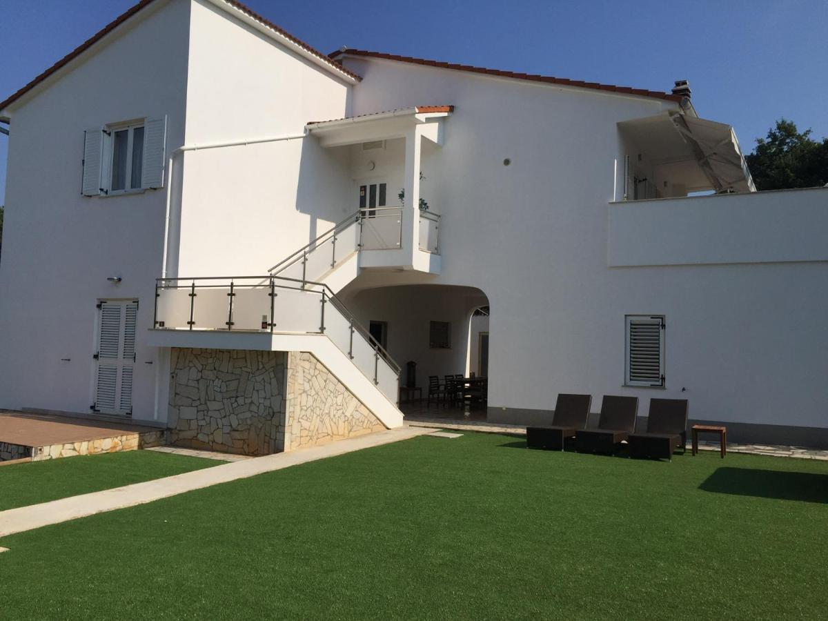 Soline Ada Apartment Pjescana Uvala Ngoại thất bức ảnh
